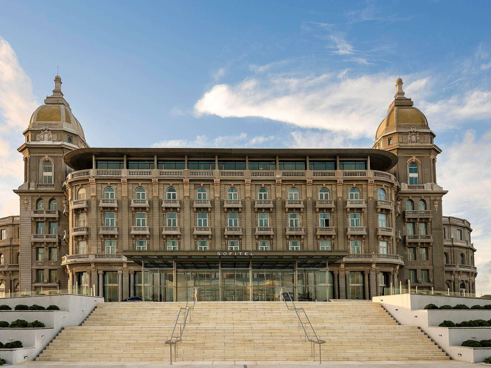 Sofitel Montevideo Casino Carrasco & Spa Bagian luar foto The Grand Hotel