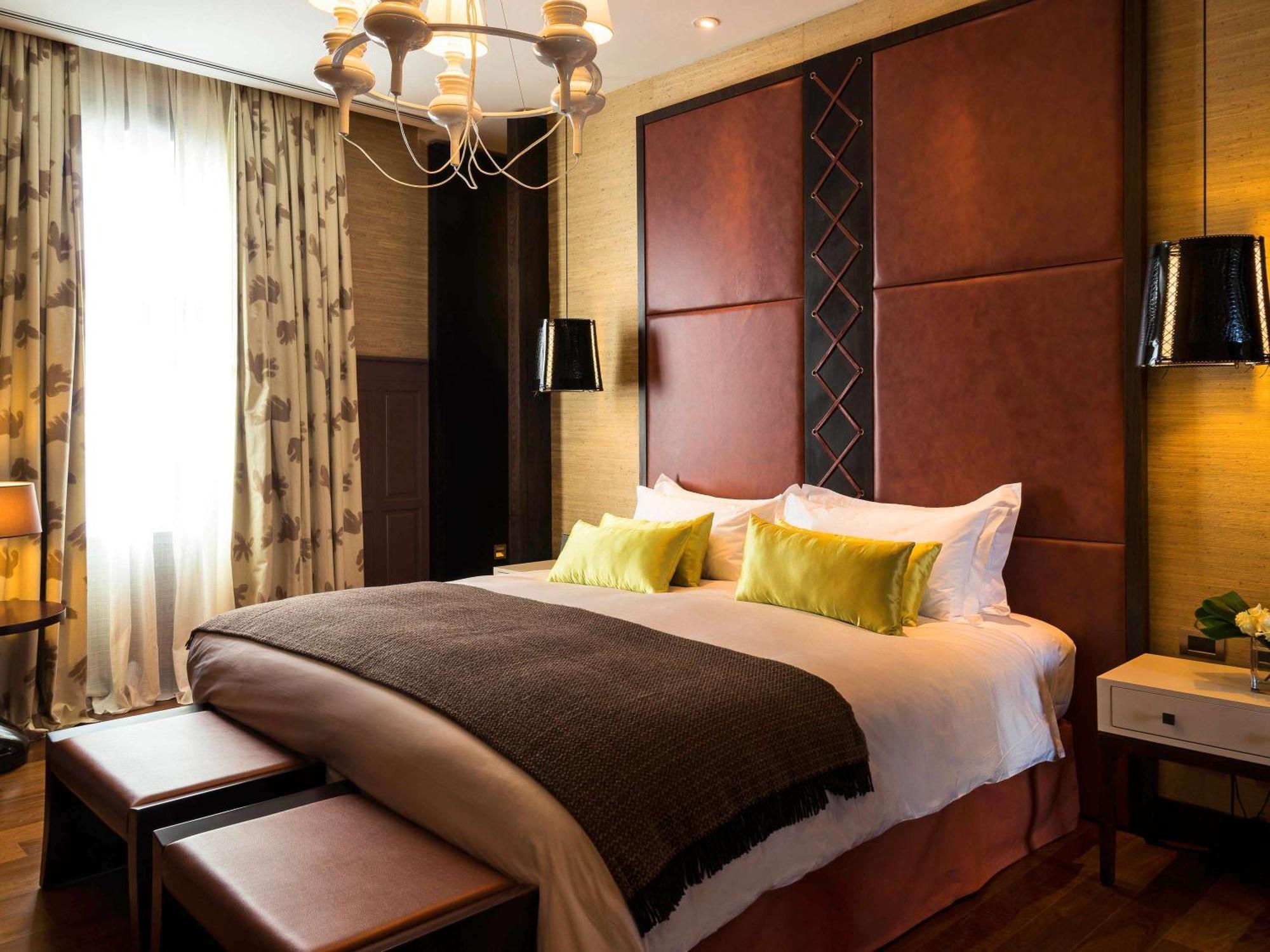 Sofitel Montevideo Casino Carrasco & Spa Bagian luar foto A bedroom at the hotel