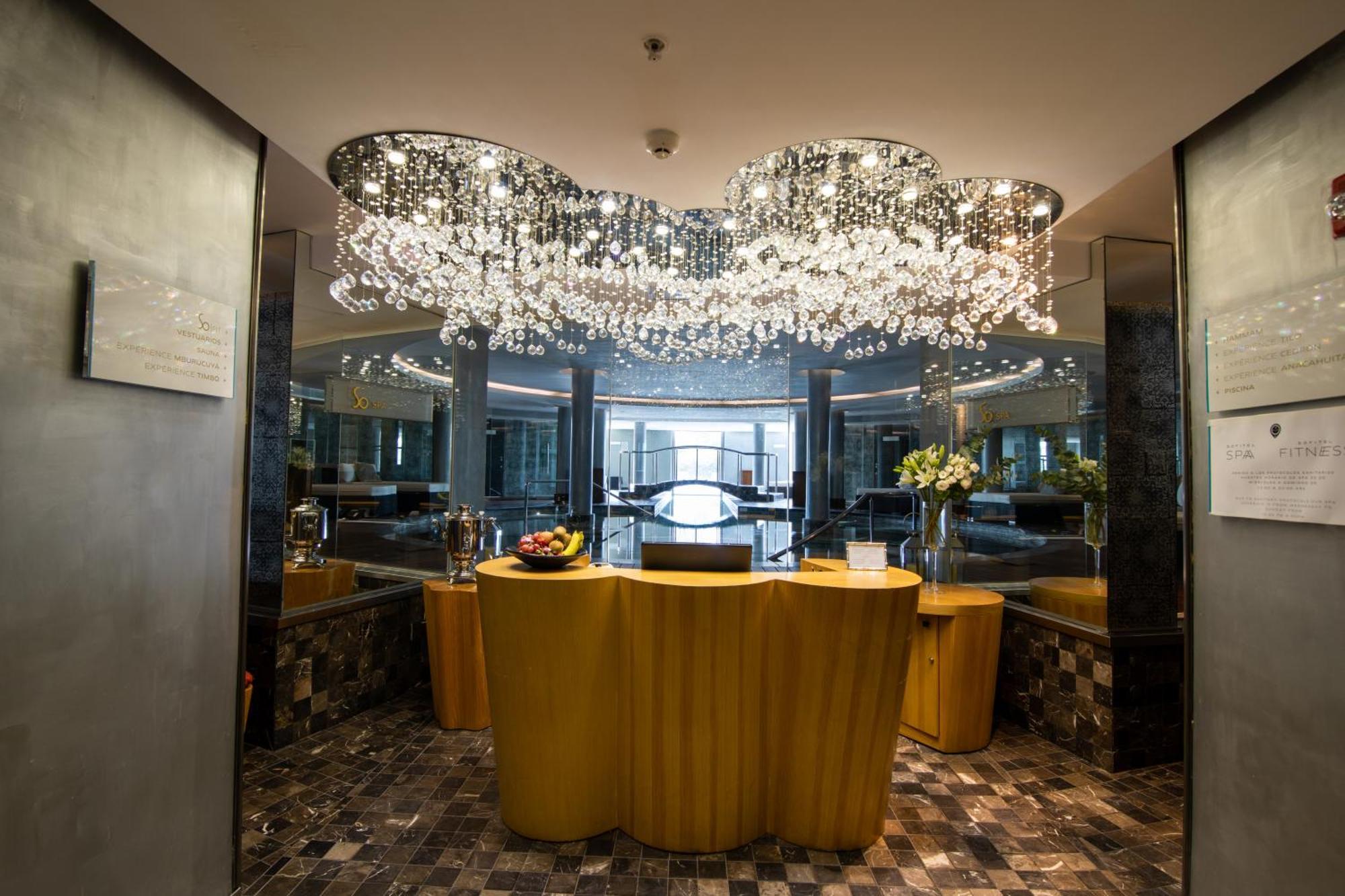 Sofitel Montevideo Casino Carrasco & Spa Bagian luar foto The lobby of the hotel